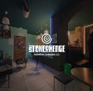 Imagen de asociacion-stonedhenge con imagen del club 