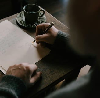 contacto, danos tus datos, tu email, envianos un email, escríbenos