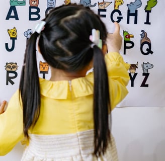 Foto de Yan Krukau: https://www.pexels.com/es-es/foto/arte-nina-colegio-numeros-8613121/