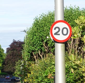 20 mph speed limit on Campbell Avenue