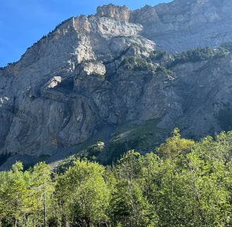 Nappes on display in the walls of the Gasterntal