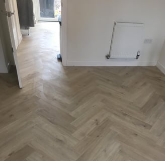 rekonštrukcia podlahy parkety dlažba Pezinok