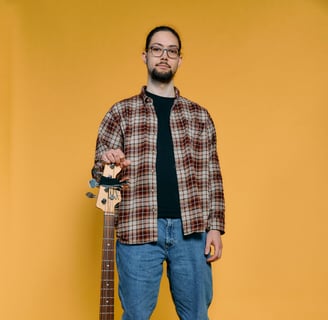 Inas Mujadzic Bass
