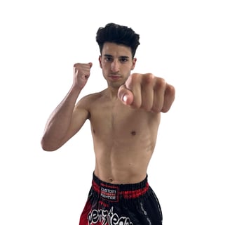 gimnasio escuela de boxeo k1 kickboxing kick boxing horarios tarifas club barato competidor ring 