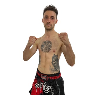 gimnasio escuela de boxeo k1 kickboxing kick boxing horarios tarifas club barato competidor ring 