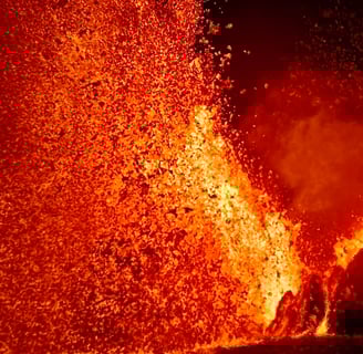 close up of erupting lava in Kilauea on hawaii