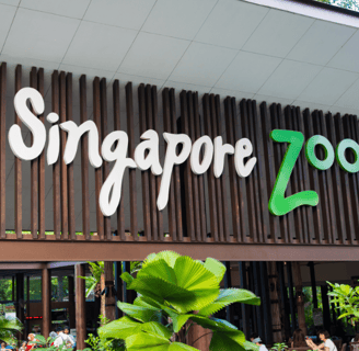 a sign that says singapore zoo
