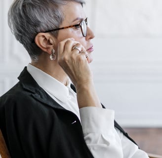 chef d'entreprise en pleine reflexion stratégique