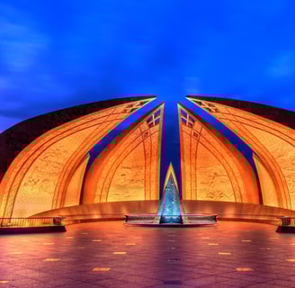 a large, circular shaped building