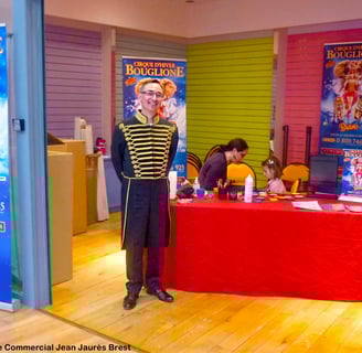 animation maquillage au stand Bouglione avec Joel Rehde