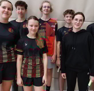 Badminton. Spieler/innen von der Spielgemeinschaft Mindelheim und Haunstetten