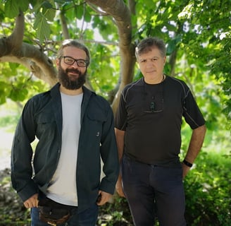 Medical herbalist Emmanuil Manos (left) and Dr Christodoulos Vilaras (right), founder & CEO of Moly