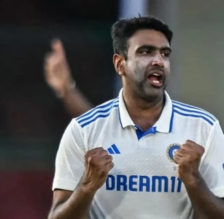 R Ashwin in action