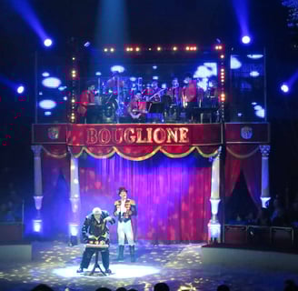 le clown Don Christian sous le chapiteau du Cirque d'Hiver Bouglione On Tour