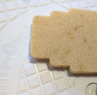 Piping biscuit