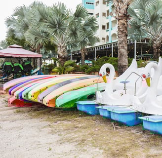 anylodge marina island water sports