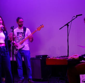 Inas Mujadzic Bass Paper Service
