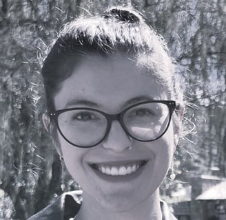 Júlia Jacóbi, fashion translator at Trend to Word