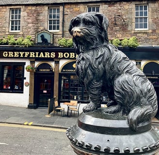 La statue du petit chien Bobby