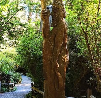 CA Coast - A carved wooden statue at the Trees of Mystery in Klamath
