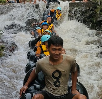 River Tubing Kemuning