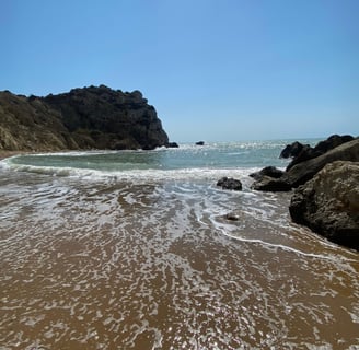 Agriento , Sicily beach escutrion digital nomads , coliving Co.bay