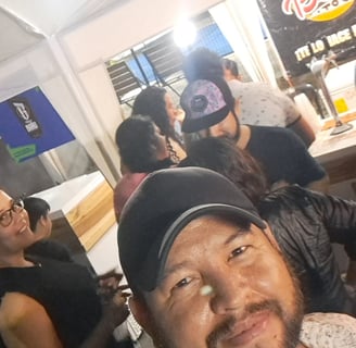 Jose Moreira having a beer with friends