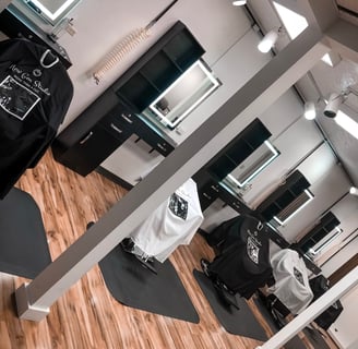 Salon Booth Rental vs. Commission: Why New Gen Studio Is the Best Choice for Stylists