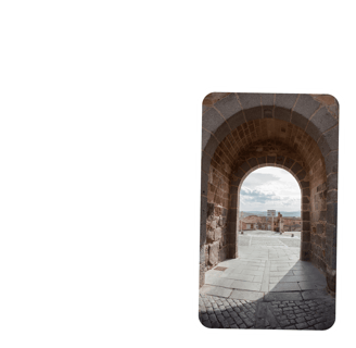 Arco Muralla Ávila: Neumáticos Sangar