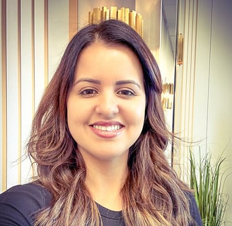 Cris-Almeida-Specialist-Blonde-Evolution-Hair-FL