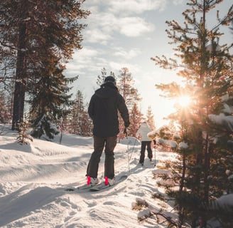a person on skis in the snow