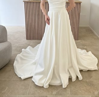ROBE DE MARIÉE EN SATIN 