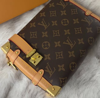LV bolsa Side Trunk monogram, piel, refuerzos mey u