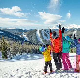 Family of skiers at Keystone