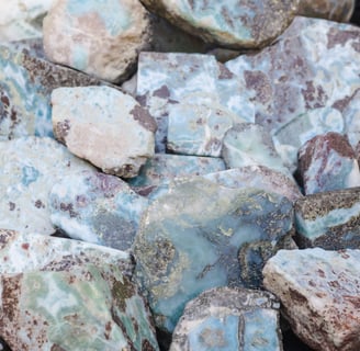 larimar raw stone from barahona dominican republic