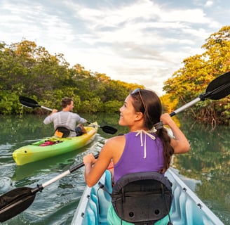 kayaking in los haitises