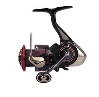 spinning reel daiwa fuego