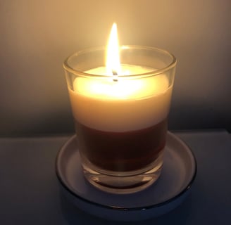 Bougie parfumée allumée