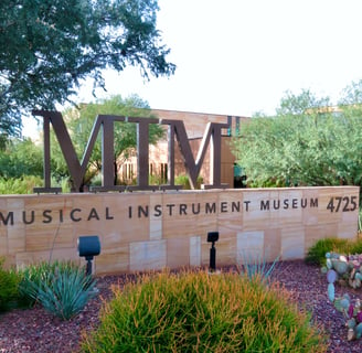 a sign that says musical instrument museum