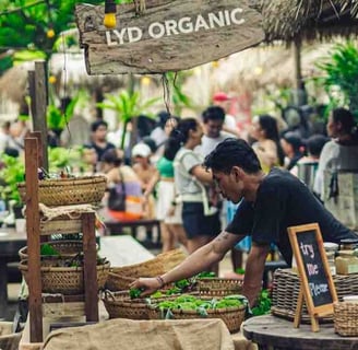 lABRISA SUNDAY MARKET