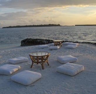 Gasfinolhu Sandbank at low tide