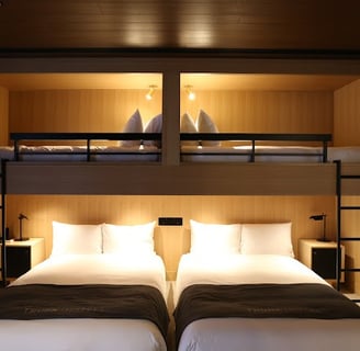 TRUNK (HOTEL)