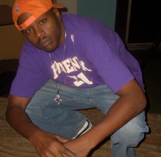 Hip Hop artist Jinxed posing