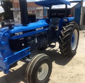 TRACTOR NEW HOLLAND 7610