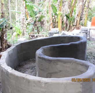 permacrete raised garden bed