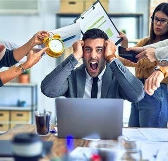Capacitación presencial para desarrollar habilidades y mejorar el desempeño laboral en la organización