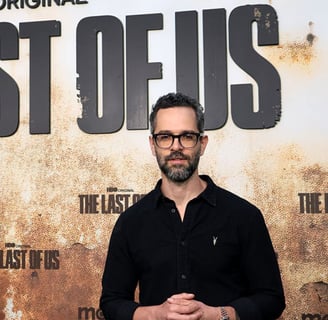 Neil Druckmann durante premiere da série de The Last of Us da HBO