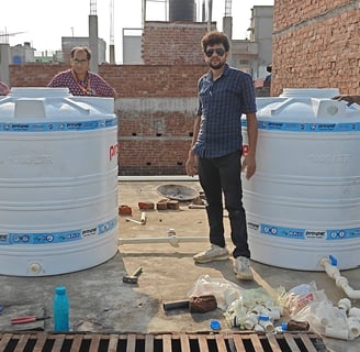 Water tank installation