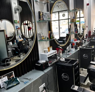 Salon Interior 3