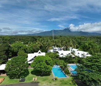 infiinity resort overhead view